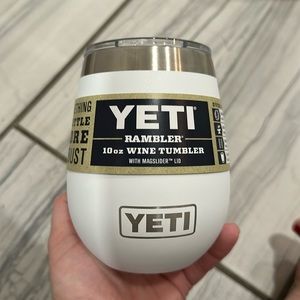 White yeti wine tumbler